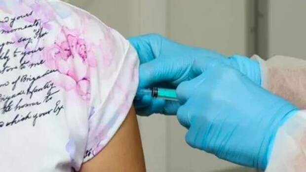 Как проходит вакцинация от коронавируса в Латвии