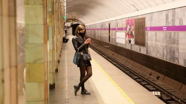 В Петербурге осудили карманника, который на протяжении трёх лет грабил пассажиров метро