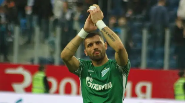 Голкипер Лодыгин заявил, что не рассматривает варианты продолжения карьеры в России