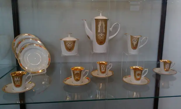 Чем знаменита на весь мир фарфоровая империя семьи Кузнецовых: Дулевский фарфор