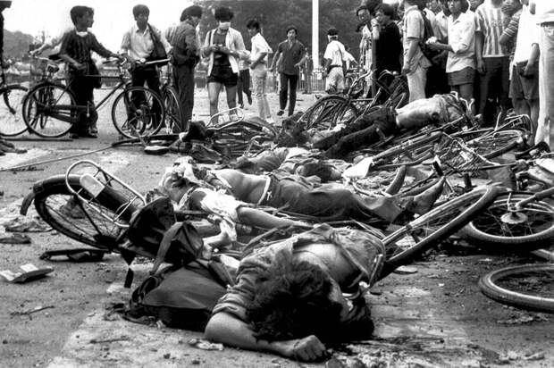 Расстрел демонстрантов на площади Тяньаньмэнь 25 лет назад Tiananmen Square 22 Расстрел демонстрантов на площади Тяньаньмэнь 25 лет назад
