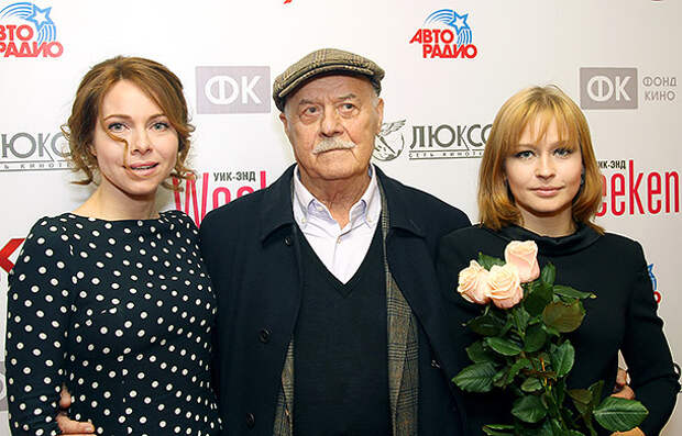 Екатерина Гусева, Станислав Говорухин и Юлия Пересильд 