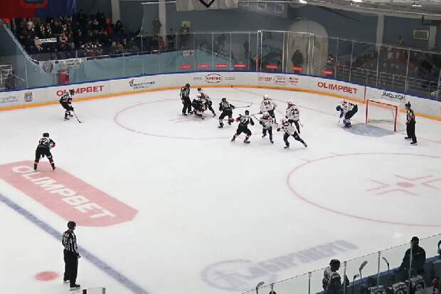 ХК "Тамбов" крупно побеждает команду из Орска