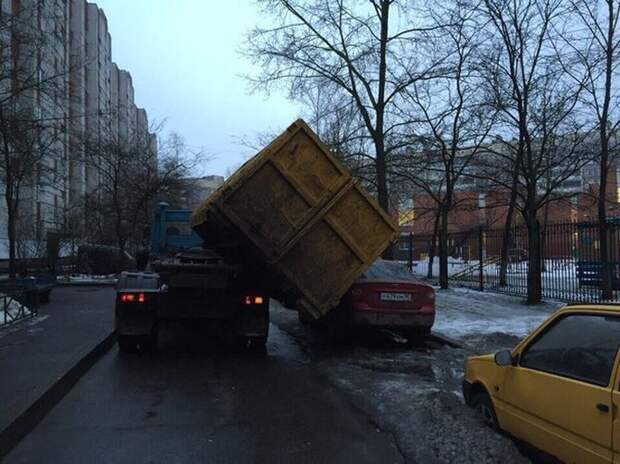 Везучий хозяин Форда ford, везение, контейнер