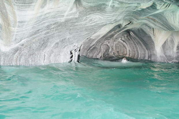Подводные пещеры Чили в фотографиях Chris Hillary