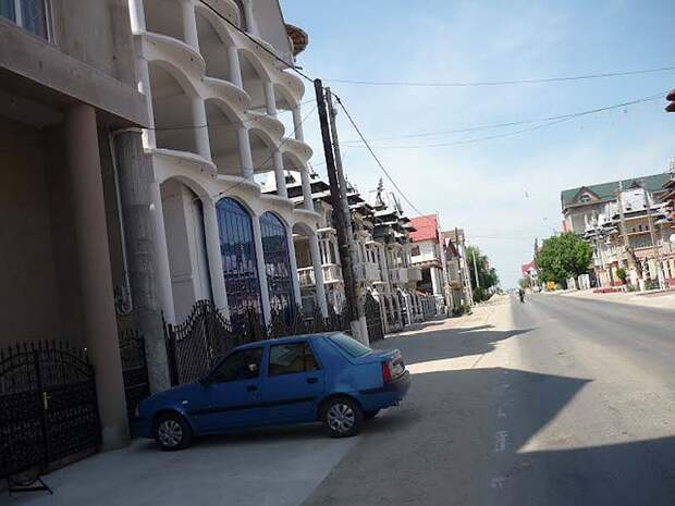 Бузеску — столица цыган-миллионеров