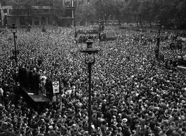 День Победы в Европе, 8 мая 1945 года