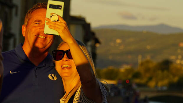 Романтика XXI века: когда лайки стали заменой комплиментам