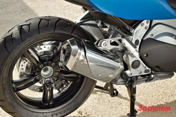019_moto_0112_026