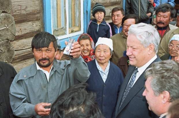 1992. 28 мая. Борис Ельцин в Бурятии
