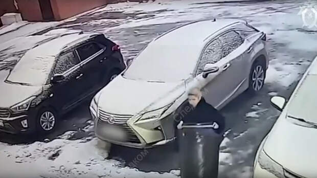 Обвиняемая по делу об убийстве / Фото: кадр из видео СК РФ