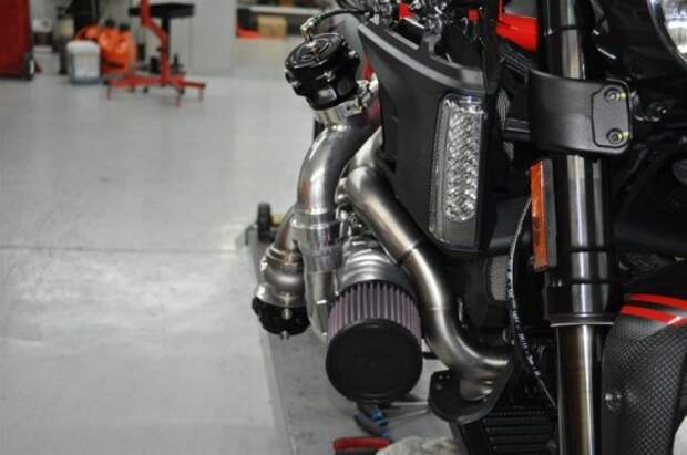 Ducati Diavel Turbo