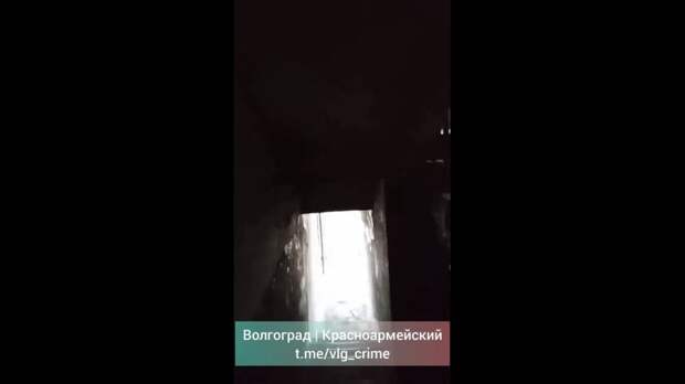 В Волгограде студенты замерзают в аварийном общежитии техникума.