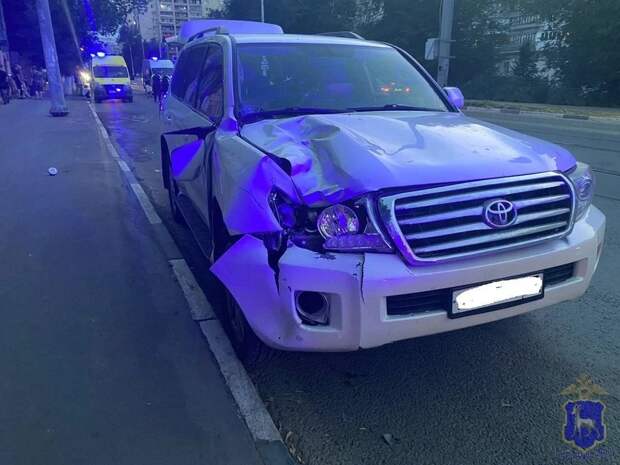 В Самаре на улице Галактионовской Land Cruiser насмерть сбил мужчину