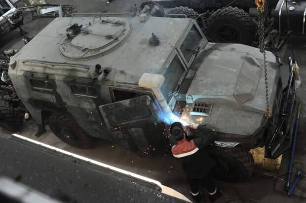 В зоне СВО заметили «Тигр» для постапокалипсиса