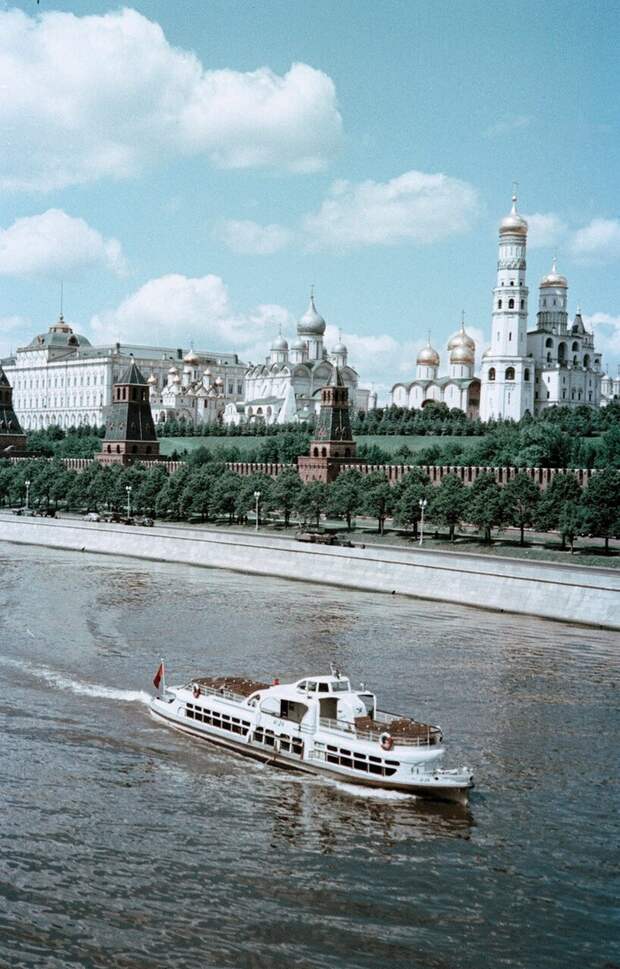 Москва 1950-х в цвете СССР, Москва, Длиннопост
