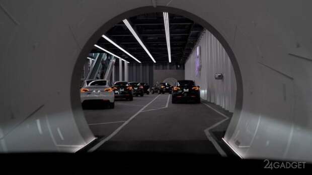 В Лас-Вегасе в тоннеле образовалась пробка из автомобилей Tesla