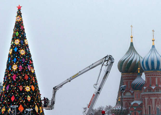 Christmas trees and lights 12 Ёлки и праздничные огни по всему миру