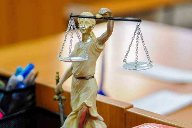 Украинка ограбила своего сына-бойца ВСУ пока он находился в плену