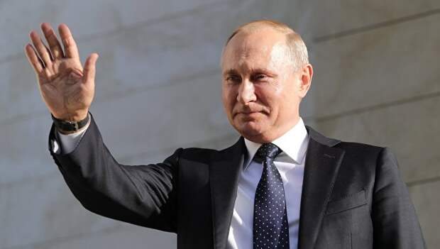 Президент РФ Владимир Путин. архивное фото Президент РФ Владимир Путин. архивное фото