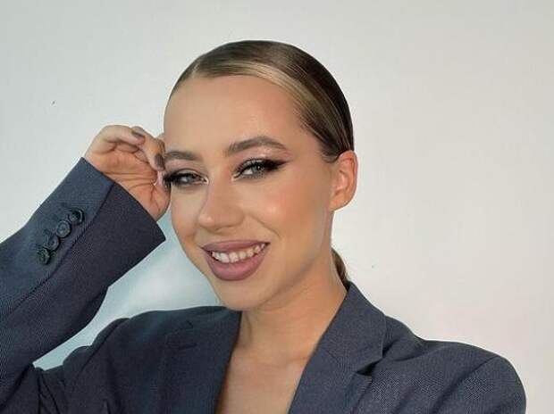 На блогера Александру Митрошину возбудили уголовное дело за неуплату налогов в 120 миллионов