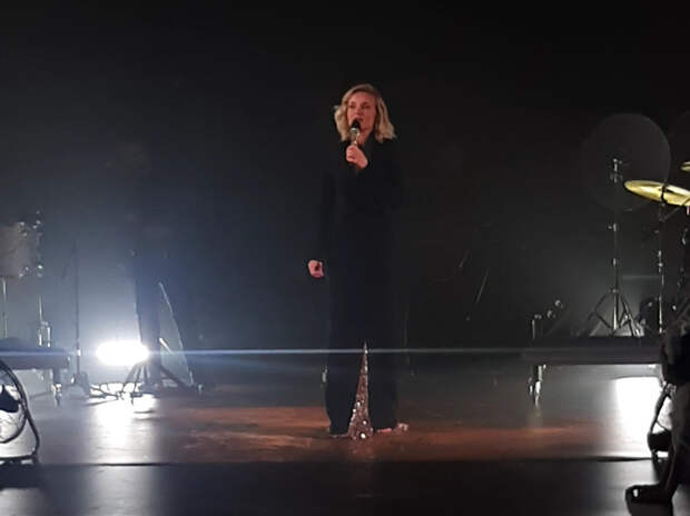 В Татарстане на концерте Полина Гагарина предложила публике подпевать: «У меня перерыв»