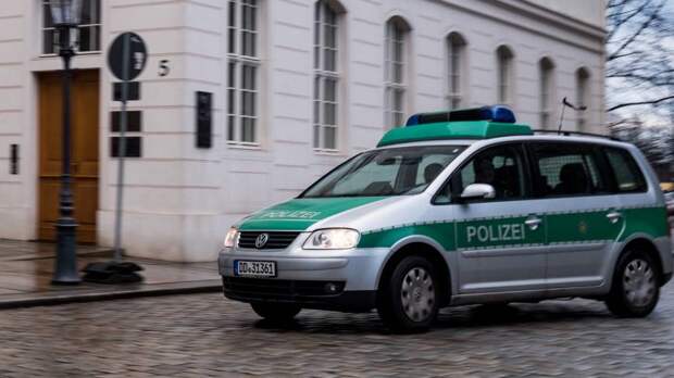 Почти 50 полицейских пострадали в ходе операции по расселению сквота в Берлине