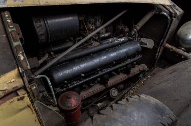Двигатель раритетного RollsRoyce 1937 года Фото lbilimitedcom