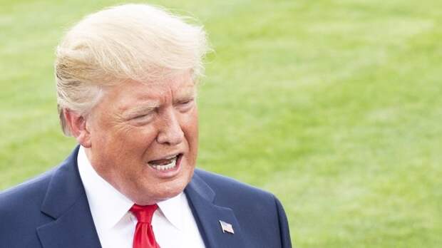 Трамп провел совещание по ситуации с коронавирусом