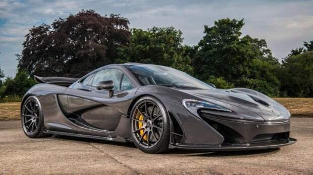 Чемпион Формулы-1 продает свой McLaren P1