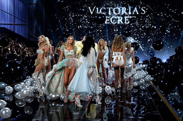 Как прошло фэшн шоу Victoria Secret 2014 в Лондоне 