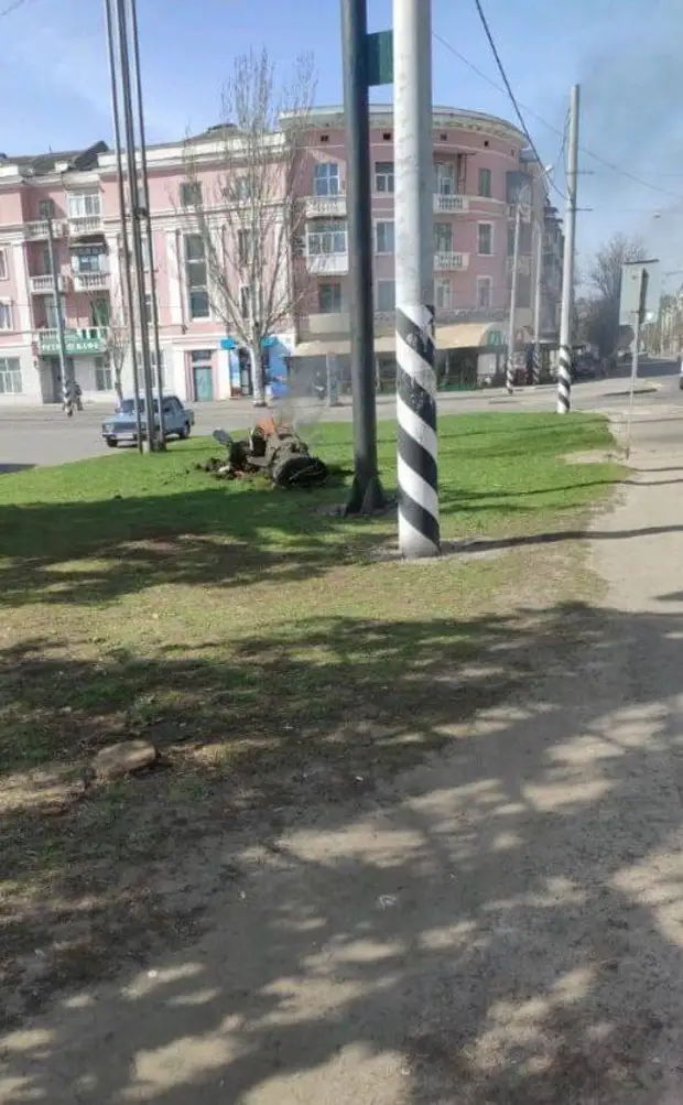 Нацистский режим Зеленского нанёс удар ракетой Точка-У по вокзалу Краматорска