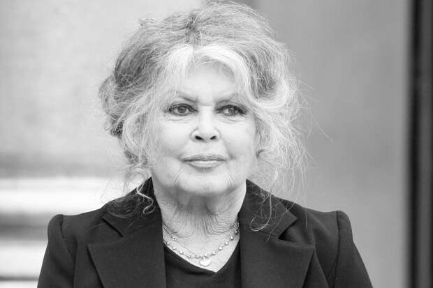 Макрон выразил соболезнования в связи со смертью актрисы Брижит Бардо