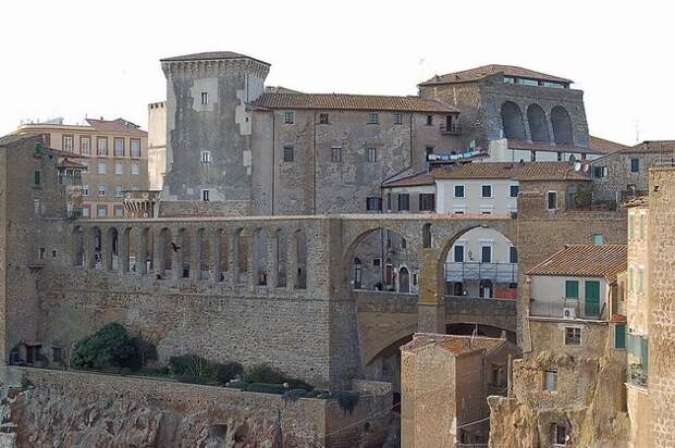 Город Питильяно (Pitigliano). Италия