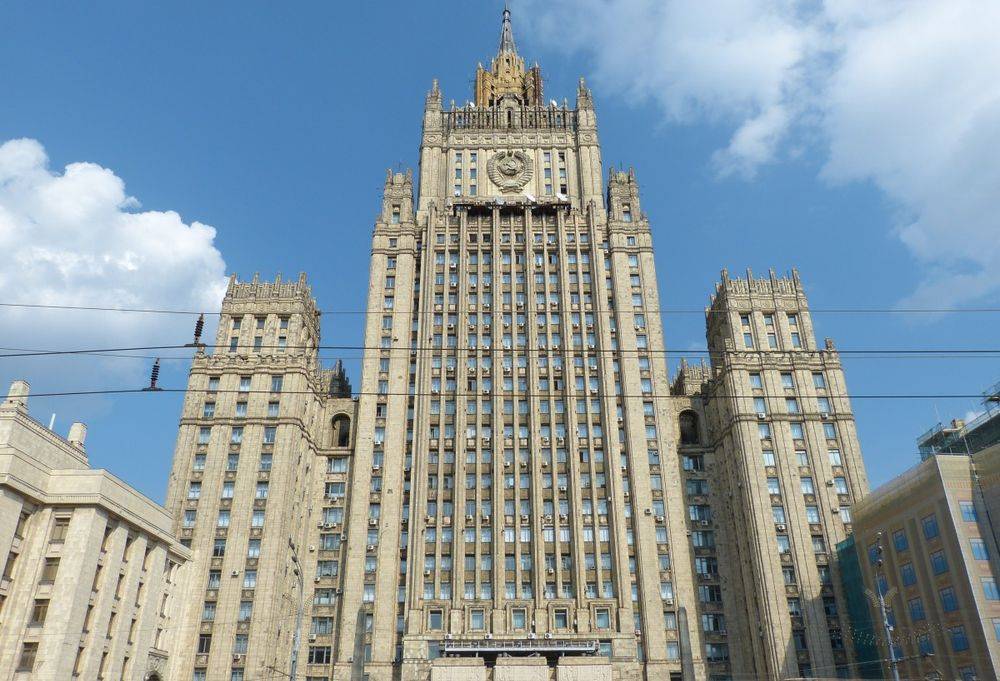 РФ ответила на предложение Турции решить карабахский конфликт «по-сирийски» РФ ответила на предложение Турции решить карабахский конфликт «по-сирийски»