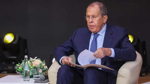 Лавров назвал Дурова «слишком свободным»