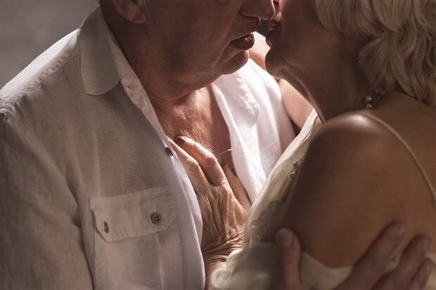 Названы способы сделать секс поле 60 лет лучшим в жизни