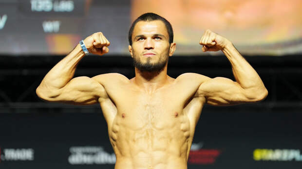 Мендес: если UFC даст Умару Нурмагомедову ещё одну возможность подраться за титул, он покажет себя лучше