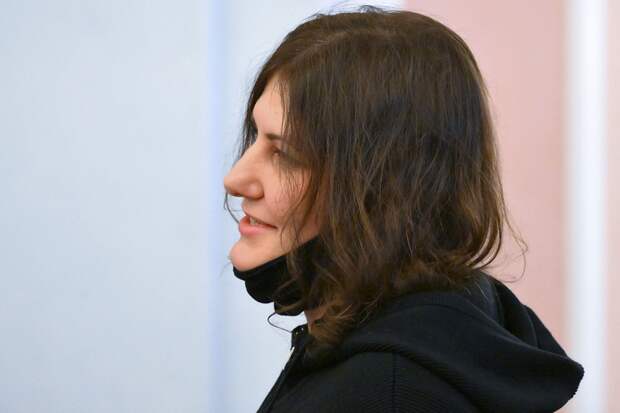 Полина Лурье не предъявила новых исков Ларисе Долиной