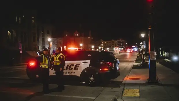 Как минимум пять человек погибли и 40 пострадали: что известно о наезде на пешеходов в Висконсине