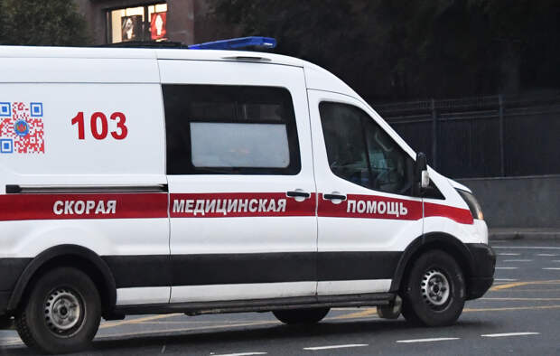 В России двухлетний ребенок выпал из окна 10-го этажа и выжил