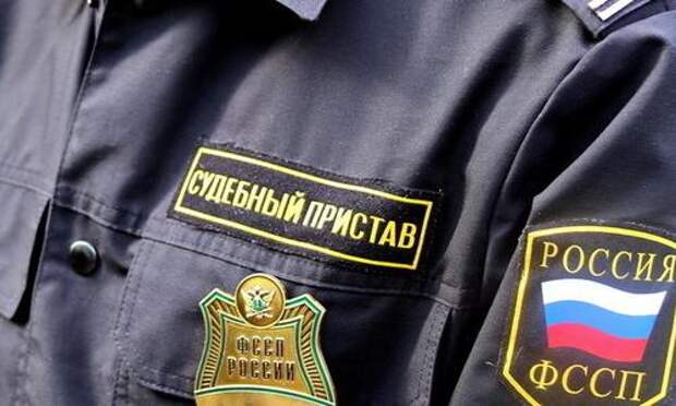 Число должников, которым запрещен выезд из России, достигло рекордного уровня