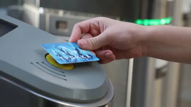 Москвичам рассказали, как можно записать любой билет на «Тройку» прямо во время поездки