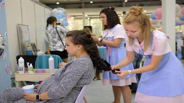 Почему беременным на самом деле нельзя стричь волосы: миф или реальность