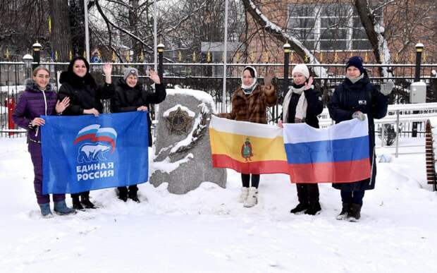 Из Рязани в Курск уехала 64-я группа волонтеров