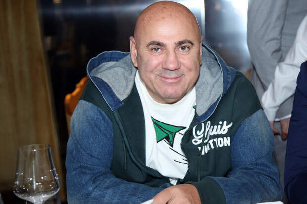 «Я тебя люблю!»: Александр Ревва рассекретил самое дорогое новогоднее блюдо