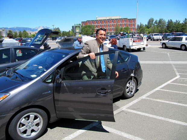 Автономные машины - от идей Леонардо к Гугломобилю