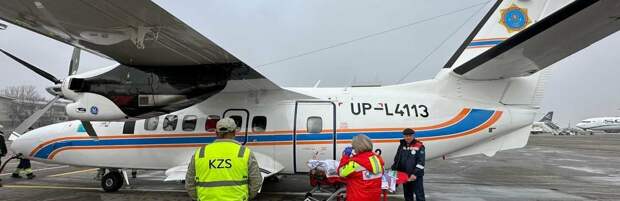Самолёт МЧС экстренно доставил ребёнка из Кызылорды в Алматы