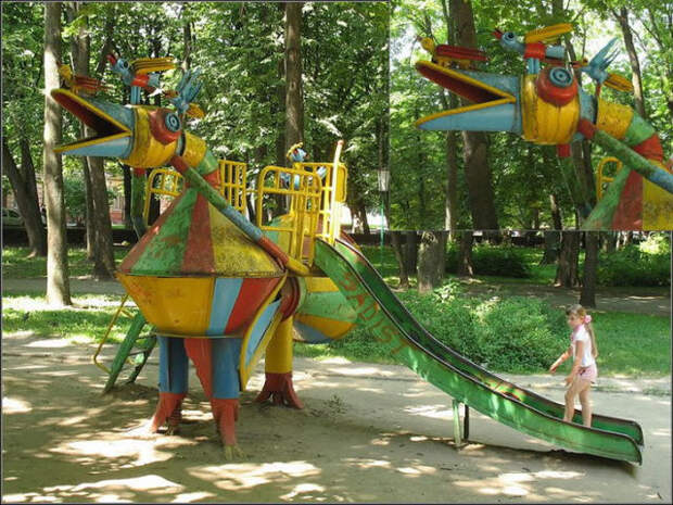 Самые удивительные детские площадки мира