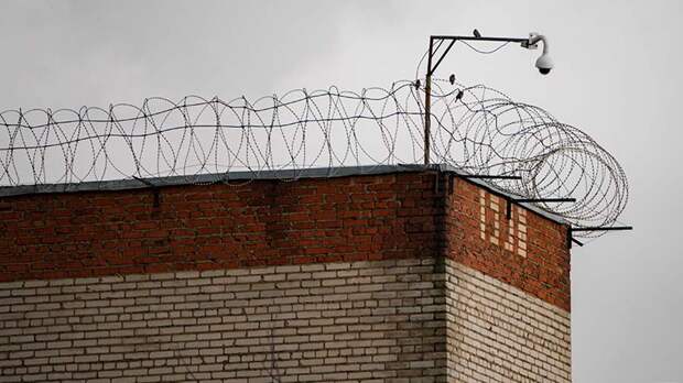 Жителя Астрахани осудили на 25 лет за насилие над дочерью, пасынком и падчерицей